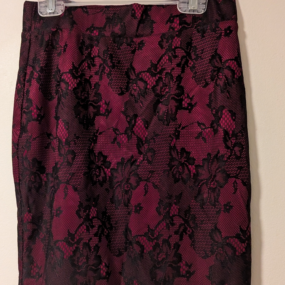 Le Chateau Black and Pink Lace Pencil Skirt